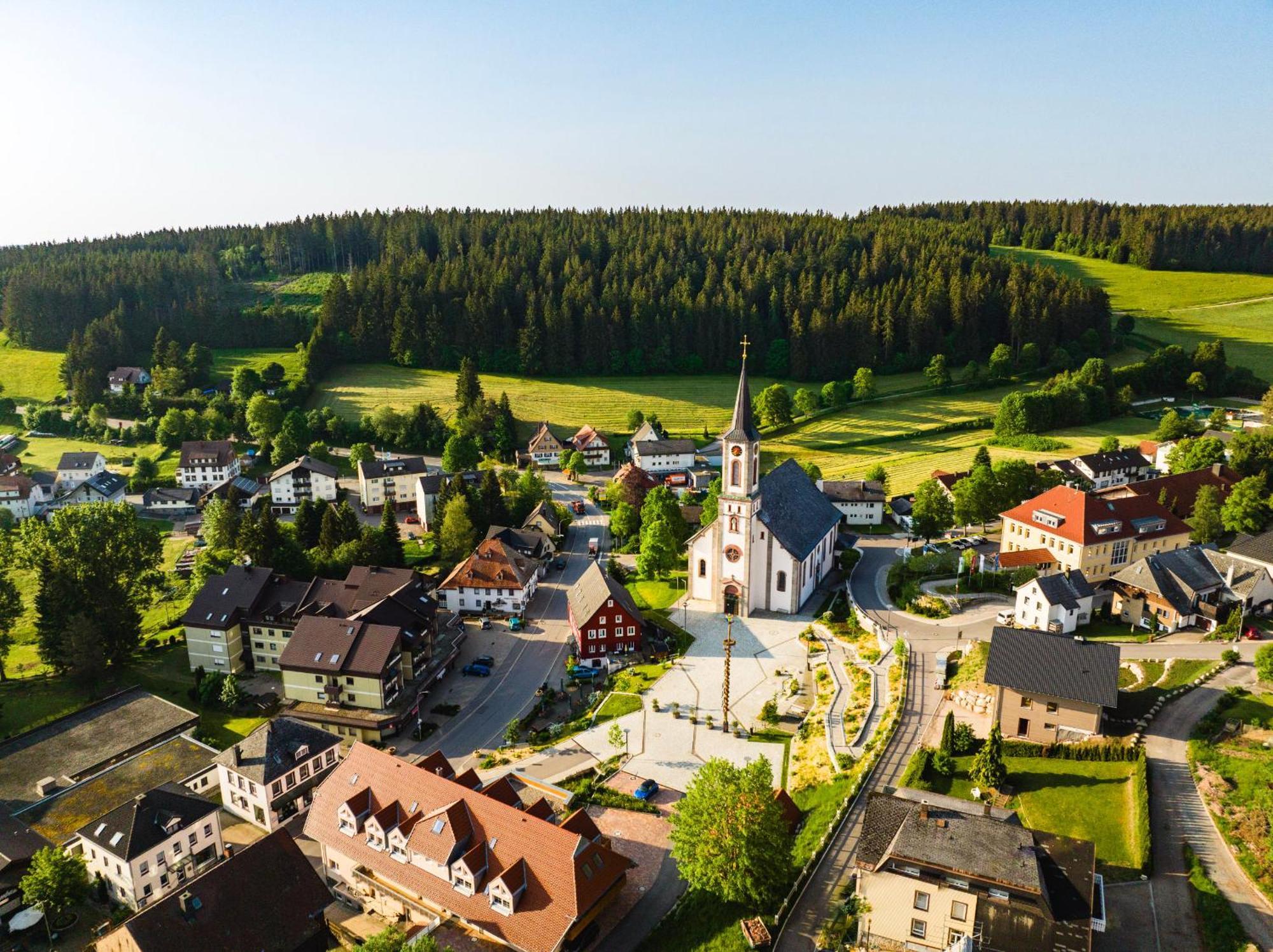 Ferienwohnungen Uhren Allgaier Schönwalde Buitenkant foto