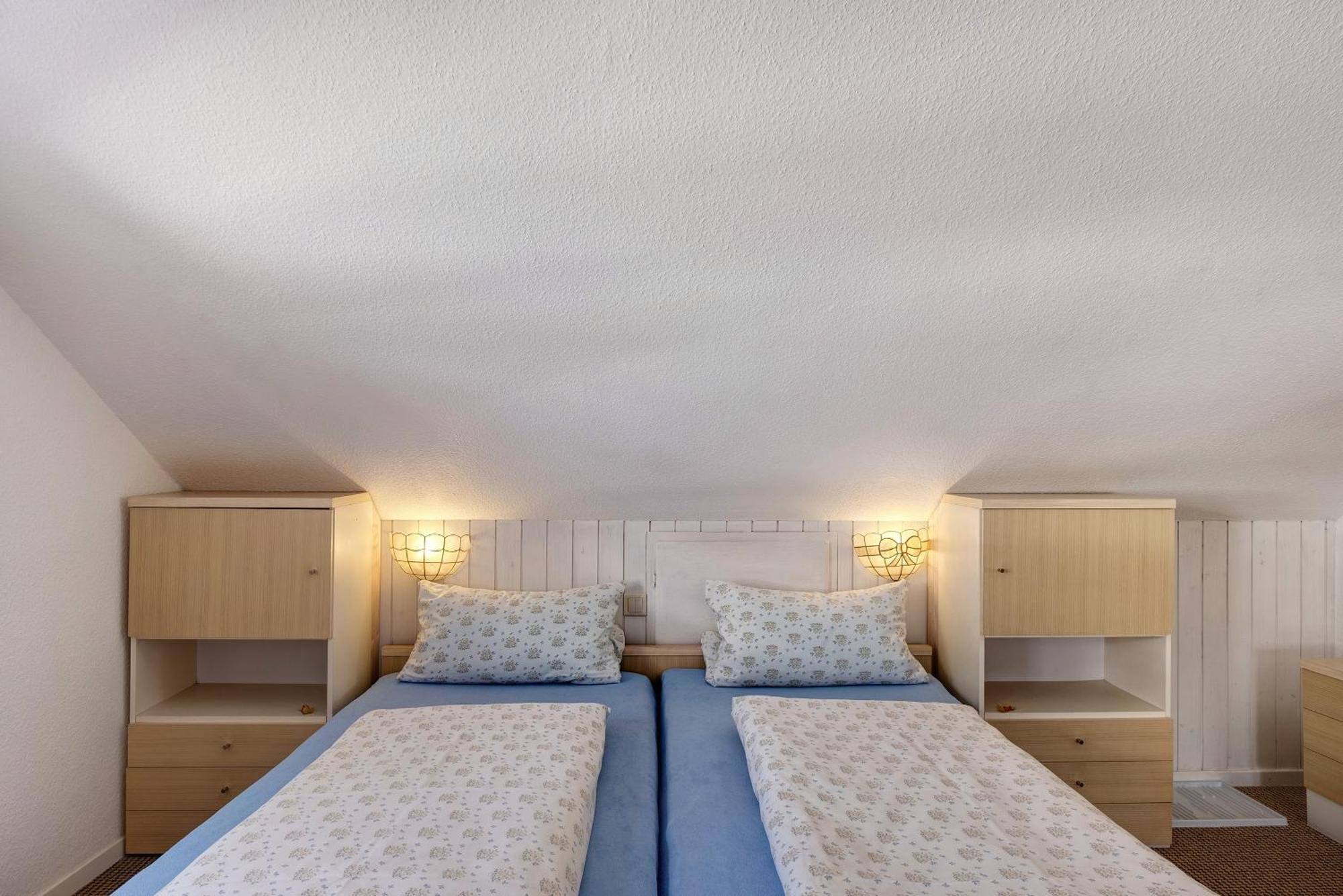 Ferienwohnungen Uhren Allgaier Schönwalde Buitenkant foto